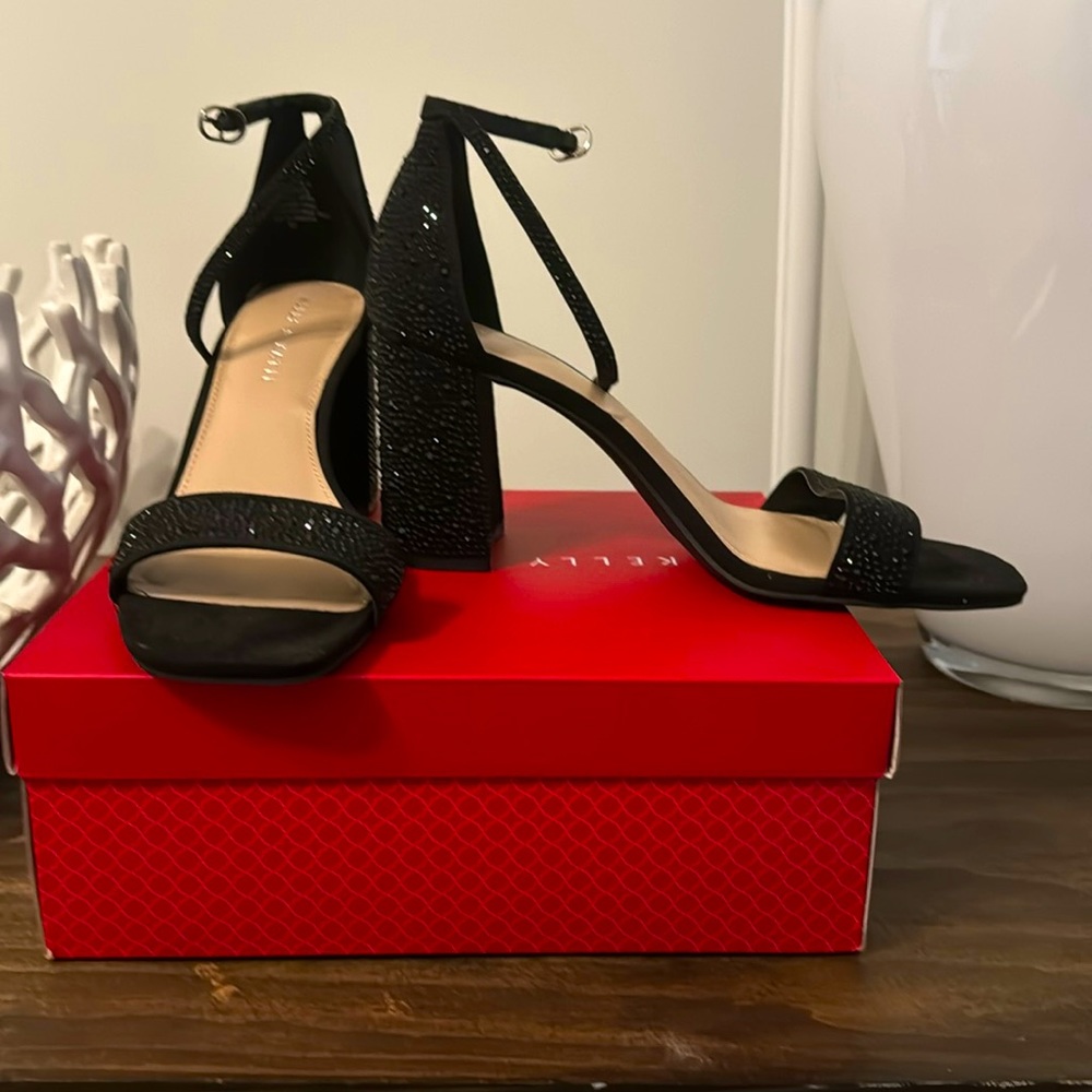 Kelly and Katie sequin heel